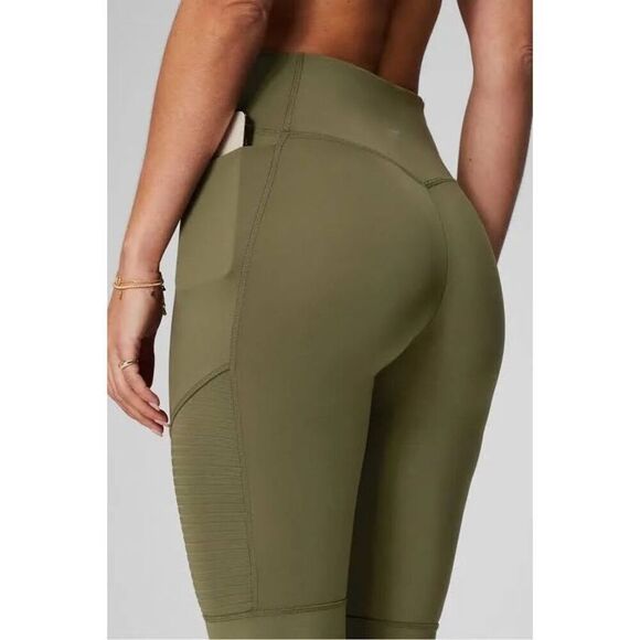 ✨Fabletics Motion365+ High-Waisted Moto Green Sz Small Leggings✨ - Picture 3 of 8